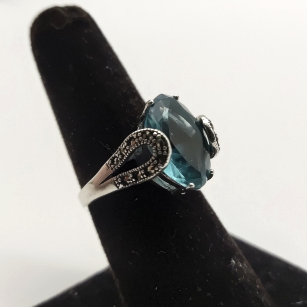 Elegant Marcasite Sterling Silver Ring😍😌